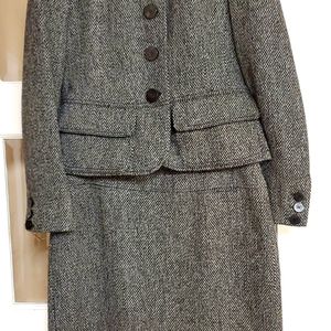 Burberry London womens tweed suit